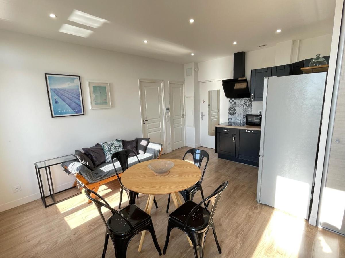Nice Renting - Cambrai - Luxurious Sea View Terrasse - King Bed - Parking - Ac - Fully Equipped Exterior photo