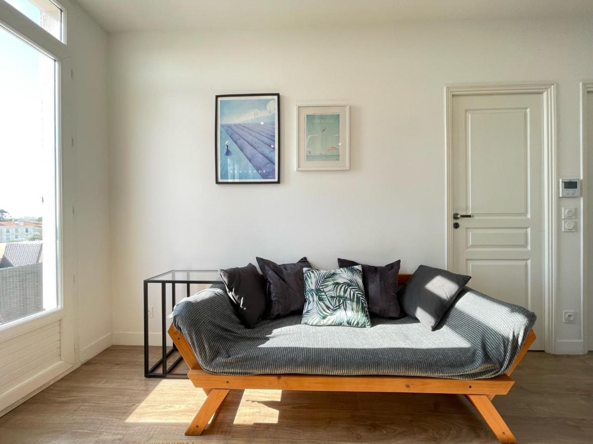 Nice Renting - Cambrai - Luxurious Sea View Terrasse - King Bed - Parking - Ac - Fully Equipped Exterior photo